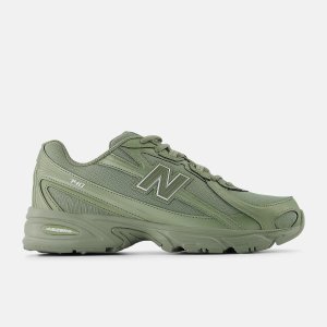 New Balance 740 运动鞋