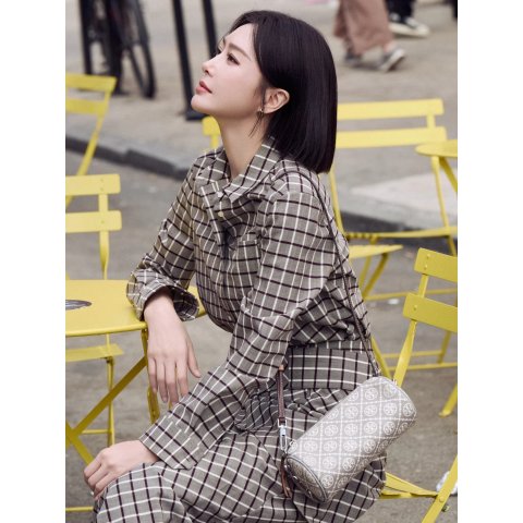 T Monogram  圆筒包 秦岚同款