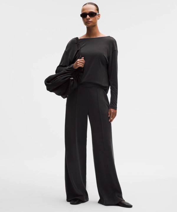 Softstreme High-Rise Wide-Leg Pant