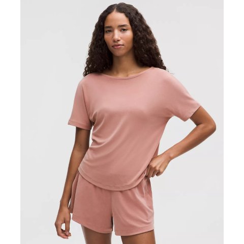 Drapey Softstreme 船领短袖上衣