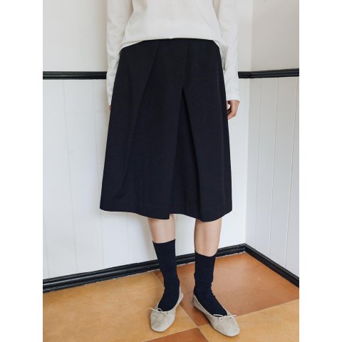 AND YOUPleated Midi Skirt Black/Beige