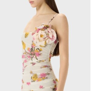 Blumarine 早春浪漫新作，唤醒少女心