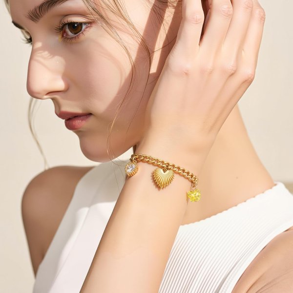 14K Gold Plated Heart Charm Bracelet Stainless Steel