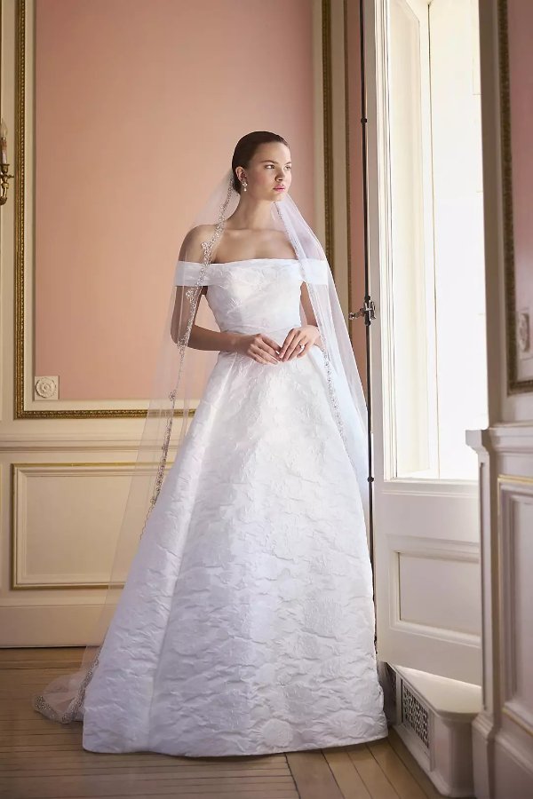 Off-the-Shoulder Jacquard Ball Gown Wedding Dress