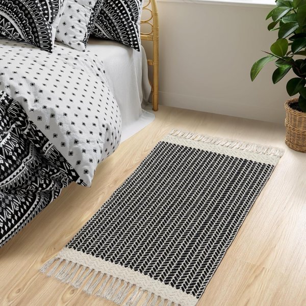 Lahome Belle 2x3 Door Mat Woven Cotton Black and White