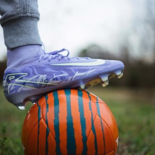 Up to 30% OffNike Soccer Cleats Up to 30% Off
