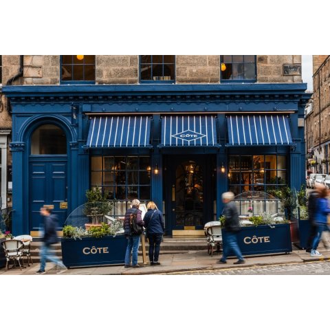 三道菜在 Côte Brasserie 享用双人三道菜晚餐