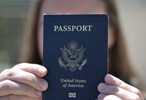 重磅新规！这类人面临美国护照直接吊销