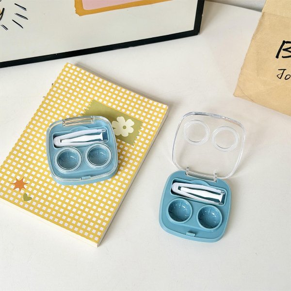 PinkyParadise On-The-Go Lens Case
