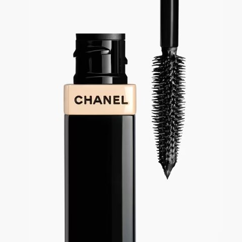 Chanel夏日限定睫毛膏