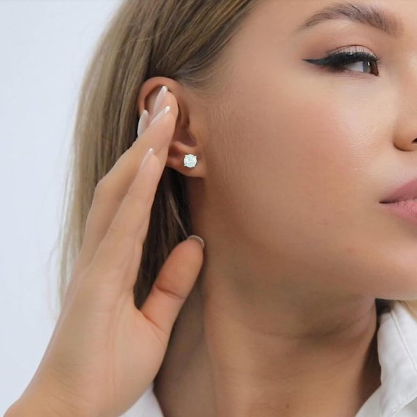 Milacolato Opal Stud Earrings 18K Gold 6MM