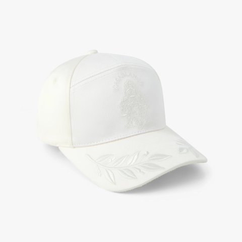缎面帽 $290Casablanca的极致设计美学