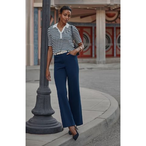  Wide-Leg Knit Jeans