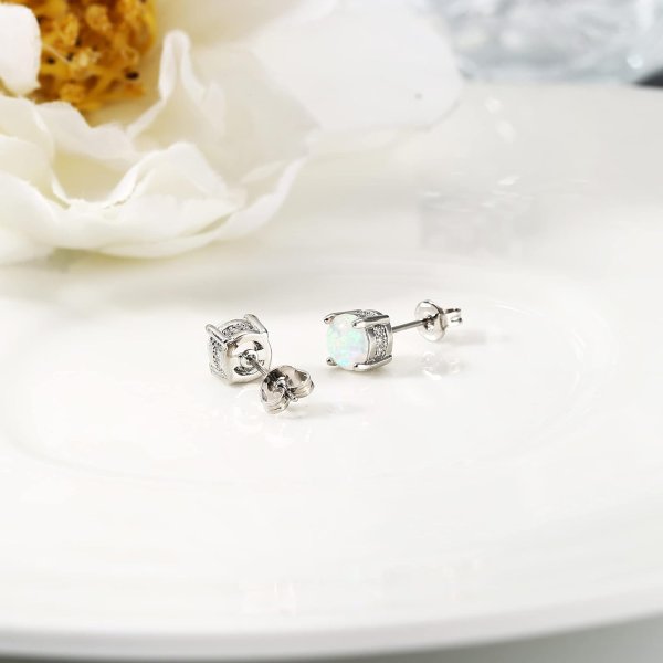 Milacolato Opal Stud Earrings 18K Gold 6MM