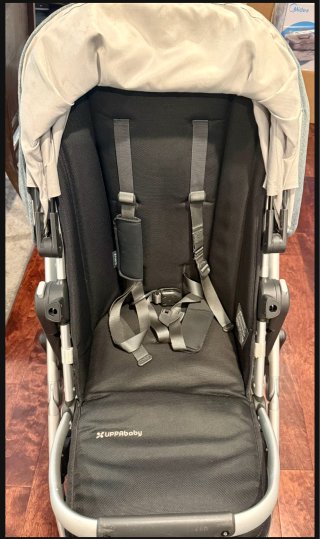 Uppababy cruz V2 ...
