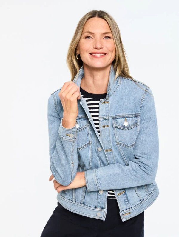  Classic Jean Jacket Sky Wash
