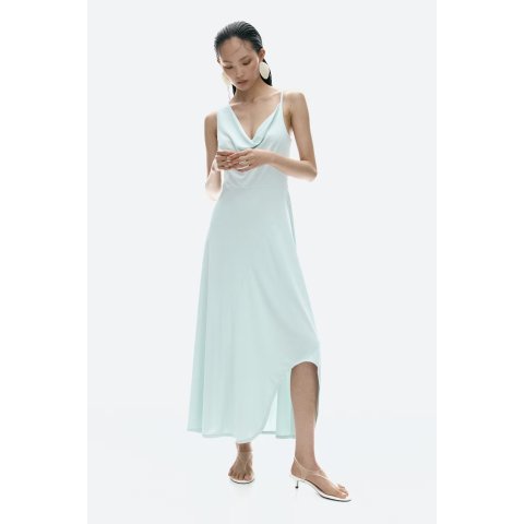 H&M 不对称领连衣裙 浅蓝色
