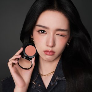 Bobbi Brown 周也同款微醺腮红