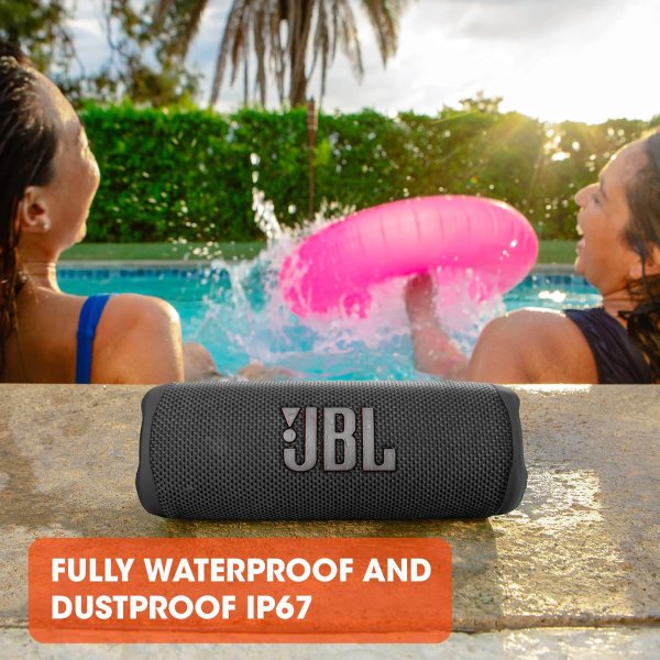 JBL Flip 6 Portable Bluetooth Speaker Camo