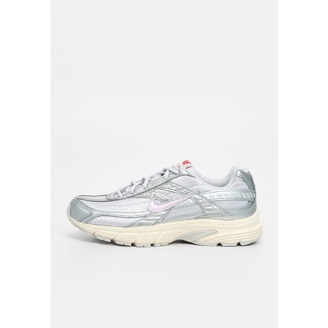 NikeINITIATOR 休闲运动鞋 银色