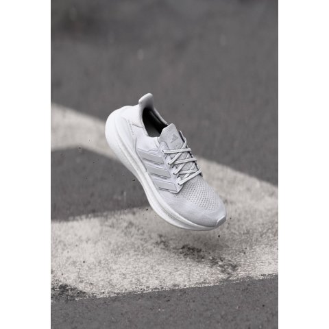 ULTRABOOST 5 跑鞋 白色