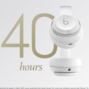 Studio Pro 哑光白 $132.05
