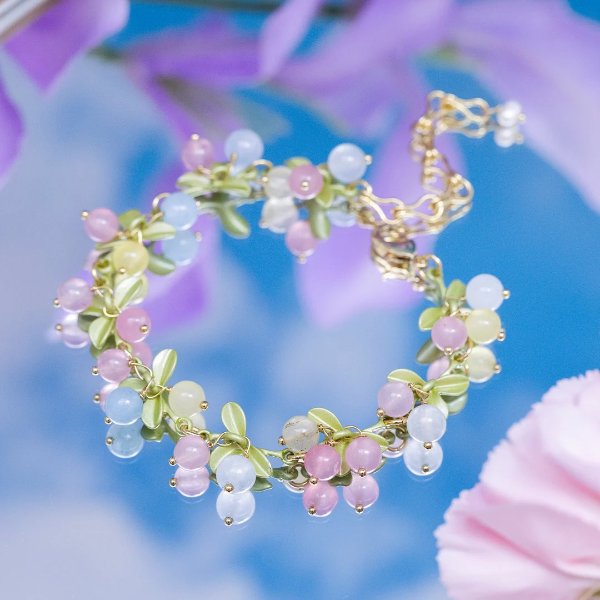  Berry Gold Beaded Bracelet
