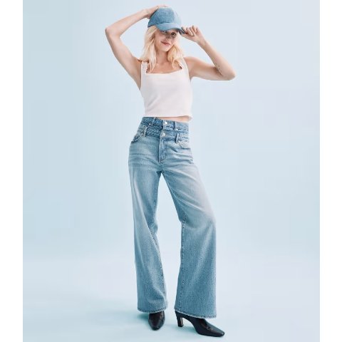 Rivete High Rise Wide Leg Jeans Light Wash