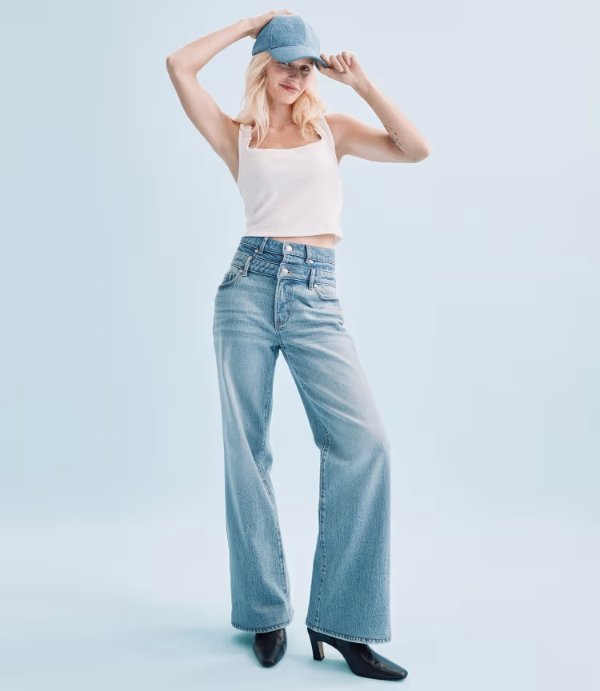 Rivete High Rise Wide Leg Jeans Light Wash