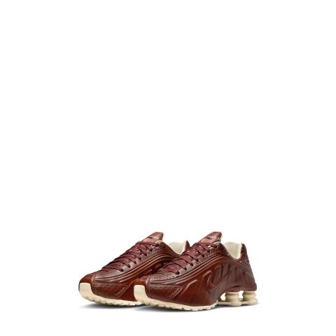 Shox R4 女士运动鞋