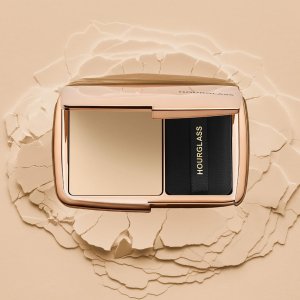 Hourglass 2024 Vanish蜜粉饼 