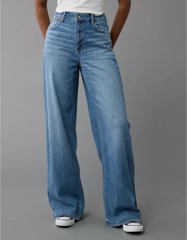  Super High-Waisted Wide-Leg Jean