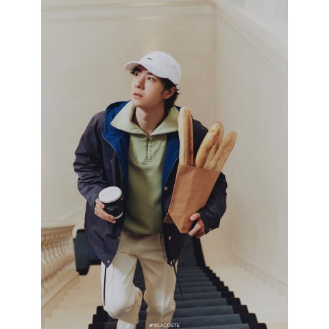  拉链领口卫衣 王一博同款