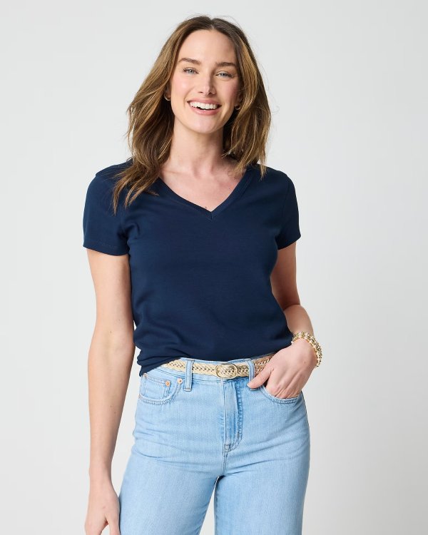 Essential Women's V-neck Tee