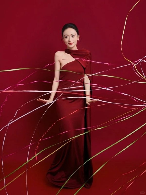 Helsa The Muse 连衣裙 吴谨言同款