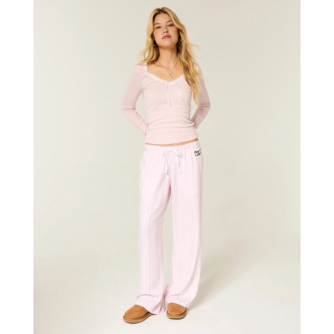 HollisterFlannel Wide-Leg Pants Class Graphic
