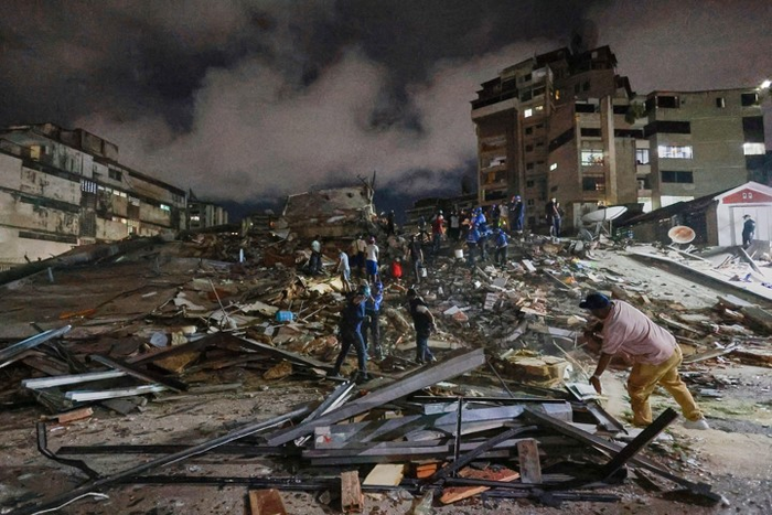 突发！🌍 24小时内全球连遭3场大地震！...