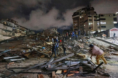 突发！🌍 24小时内全球连遭3场大地震！委内瑞拉、日本、加州相继“中招”
