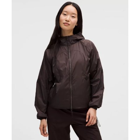 Lululemon SLNSH 轻薄防风外套