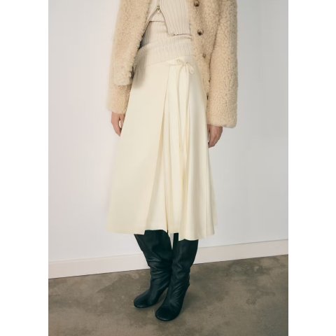  Lyocell Skirt with Bow