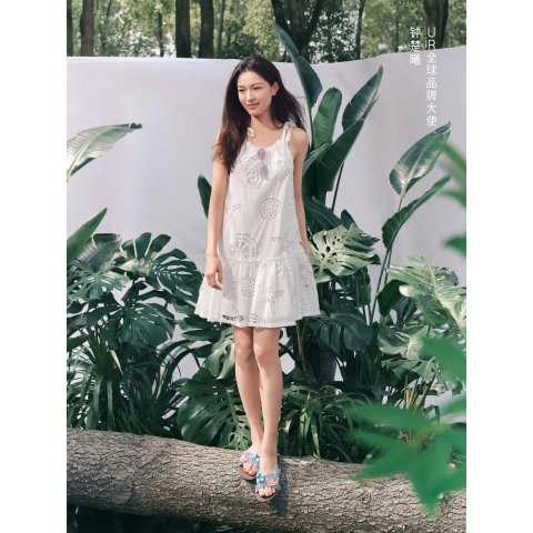 URBAN REVIVO 蕾丝中长连衣裙 钟楚曦同款