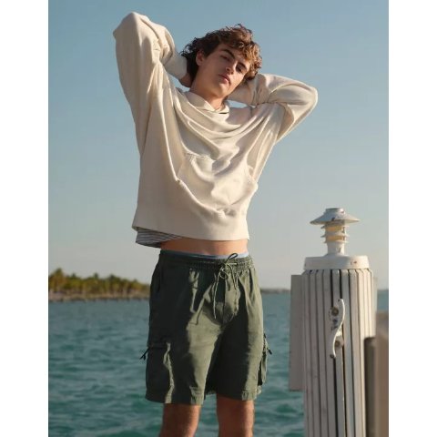 AE 6.5" Flex Cargo Short