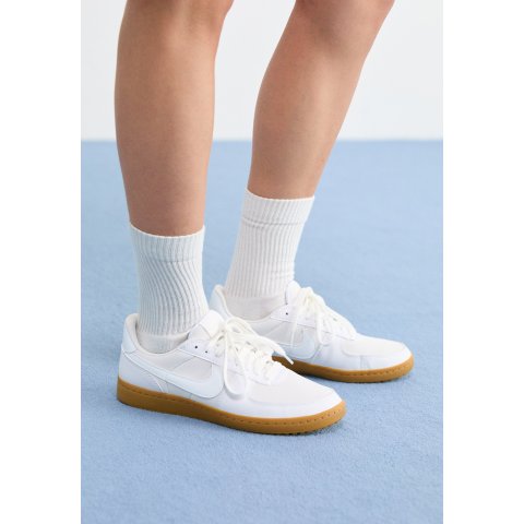 NikeFIELD GENERAL 休闲鞋 白色
