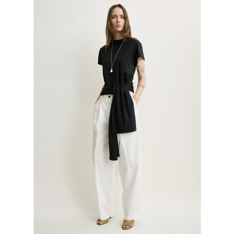 Single Pleat Cotton Trousers White