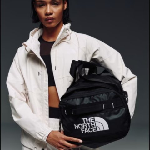 女款短裤仅$29 圆领卫衣$45The North Face 户外服饰、装备低至5折