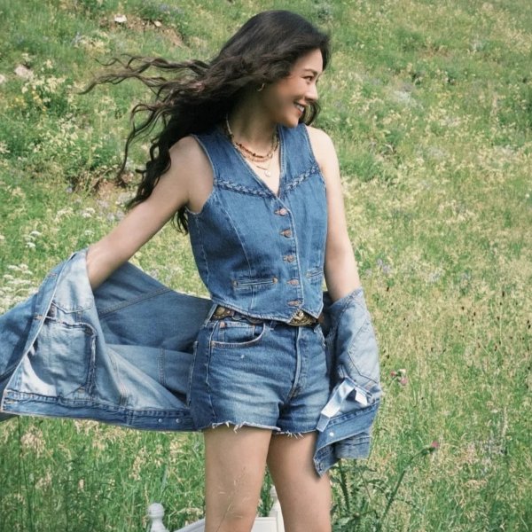30% OffLevis Summer Picks