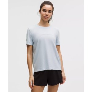 lululemon Relaxed 短袖衫 女款