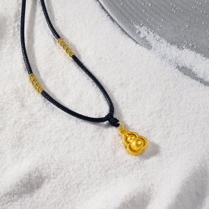 周六福 24K金葫芦吊坠项链 黑绳 65-75cm