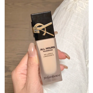 Yves Saint Laurent All Hours 粉底液 柔雾亮采