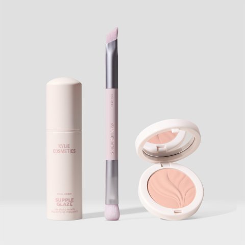 Kylie CosmeticsComplexion Essentials Trio 彩妆套装